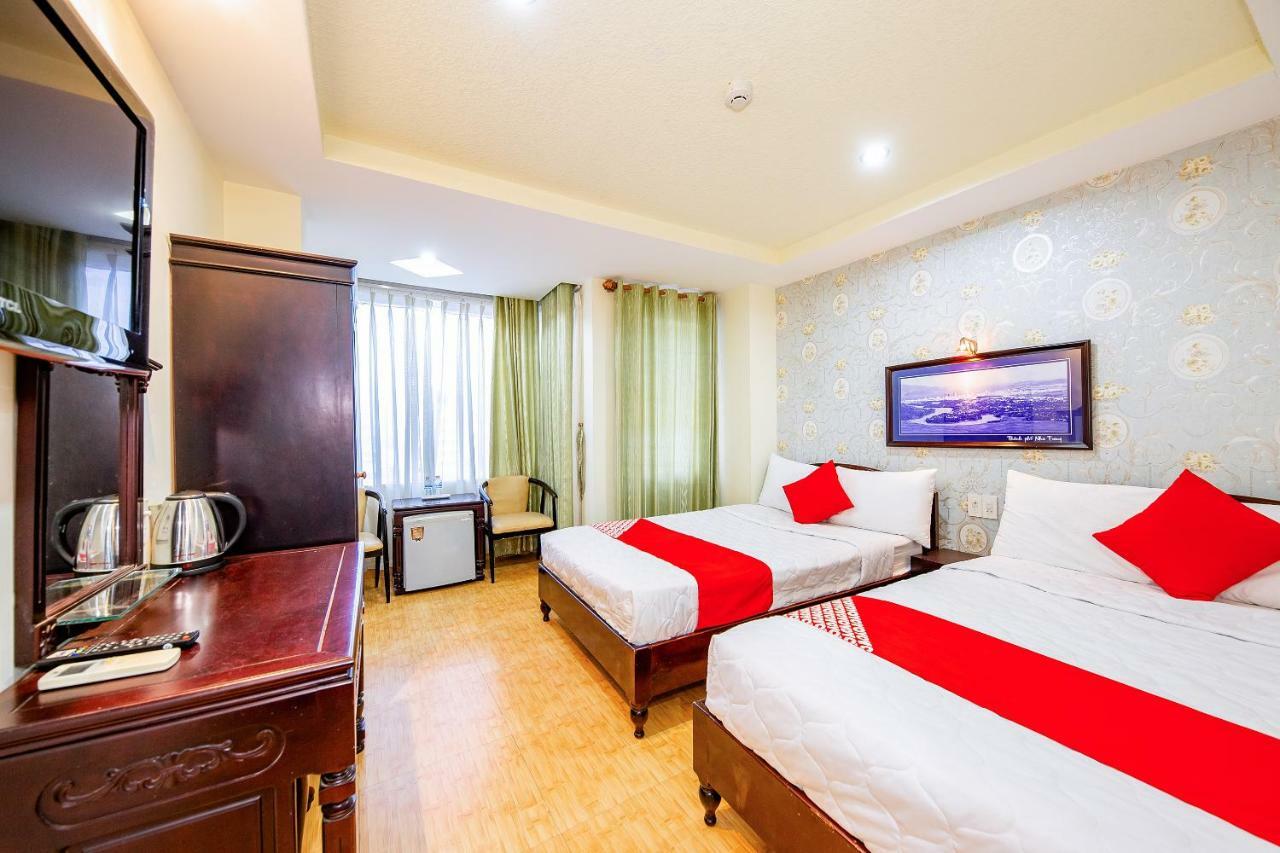 Oyo 243 Eden Hotel Нячанг Экстерьер фото